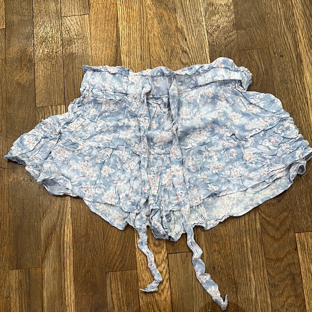 Vanilla Star Blue Floral Women's Shorts